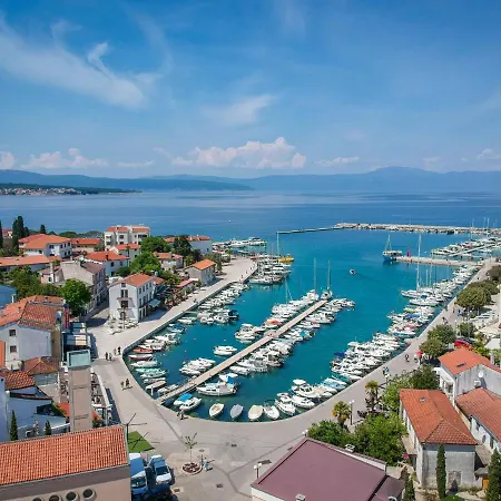 Maravic-2 By Interhome